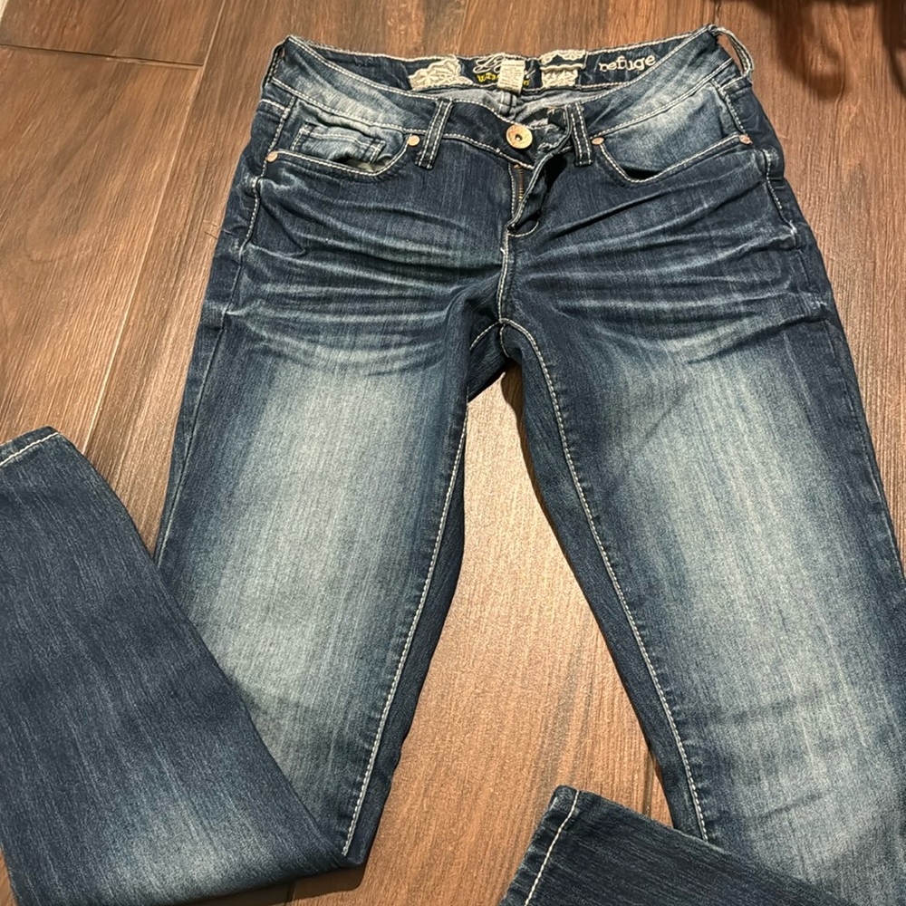 Women’s refuge jeans